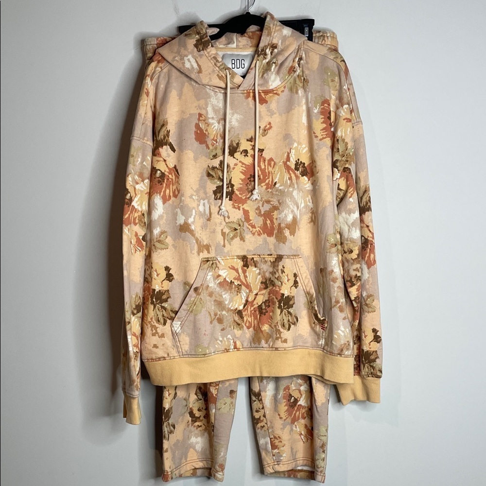 BDG | Men’s Wilted Flower Hoodie and Sweatpants Set Size XL